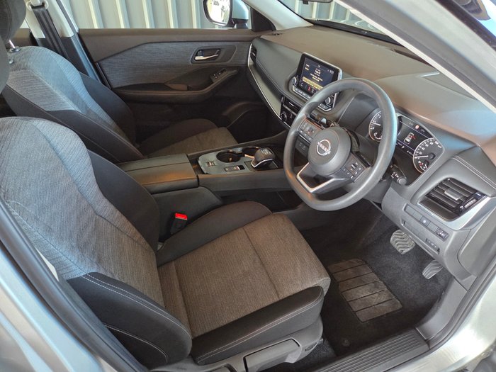 2024 Nissan X-TRAIL ST