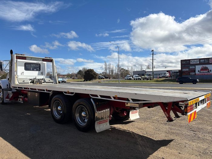 2010 Kenworth T358 Tilt Tray