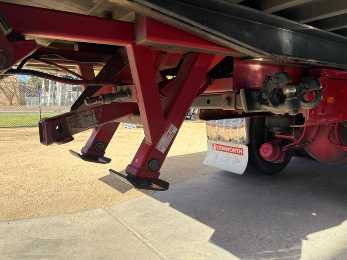2010 Kenworth T358 Tilt Tray