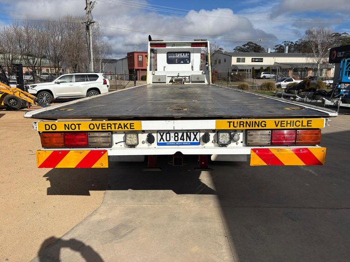 2010 Kenworth T358 Tilt Tray