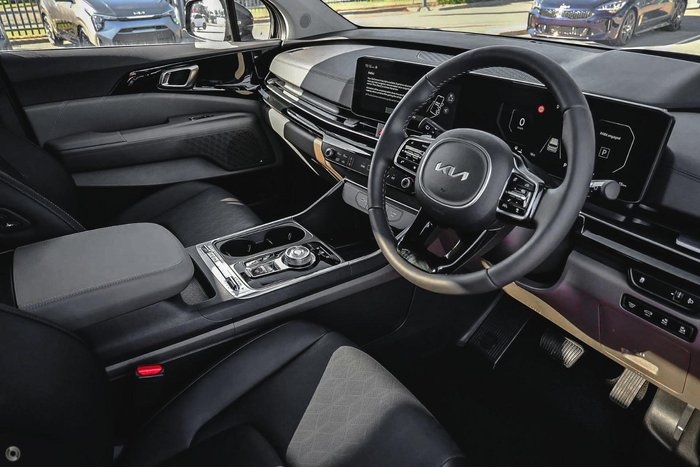 2026 Kia Carnival GT-Line