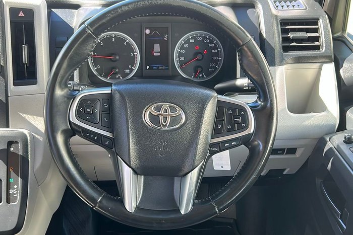 2020 Toyota Hiace Commuter