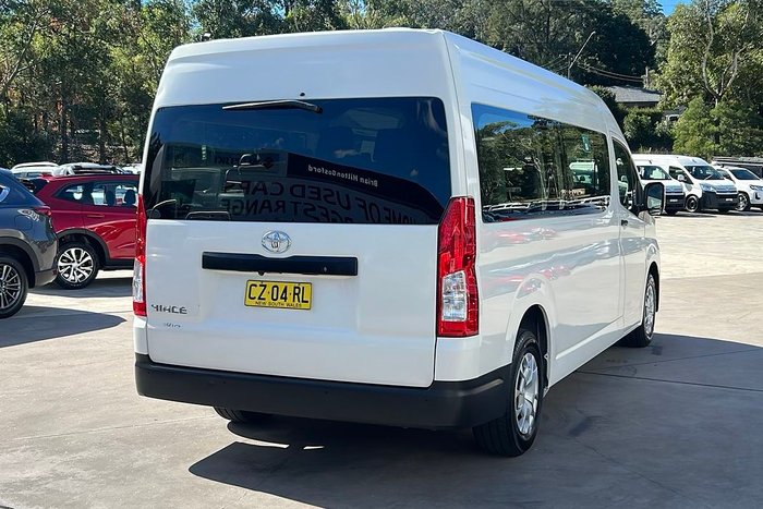 2020 Toyota Hiace Commuter