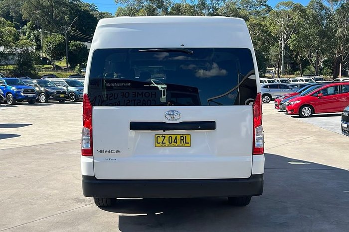 2020 Toyota Hiace Commuter