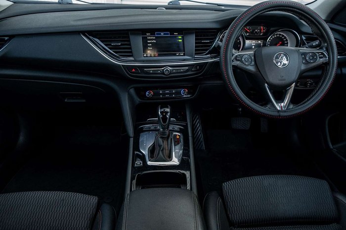 2020 Holden Commodore RS