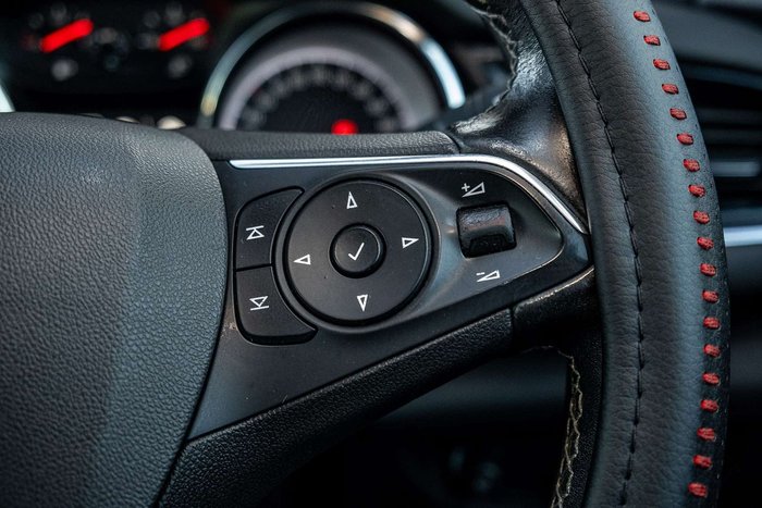 2020 Holden Commodore RS