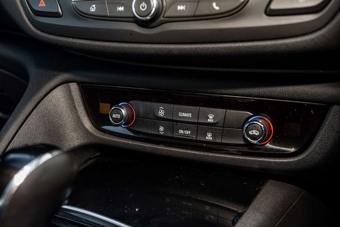 2020 Holden Commodore RS