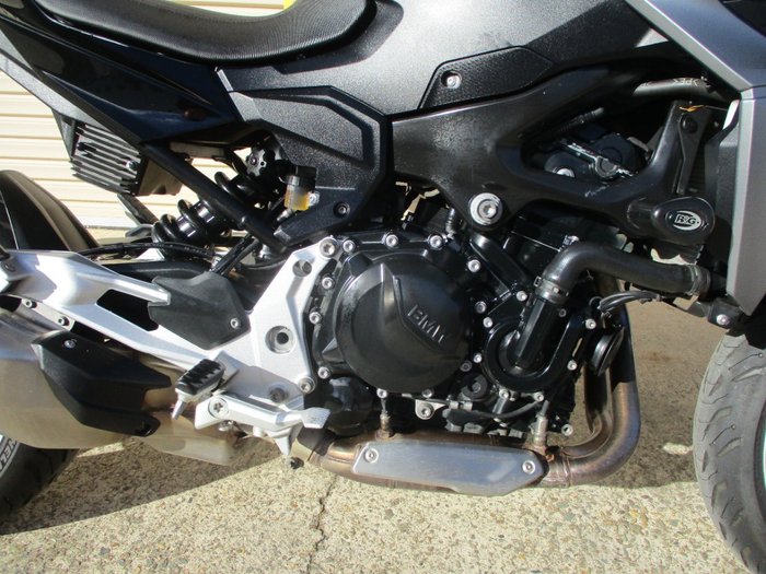 2021 BMW Motorrad F 900 R BLACK