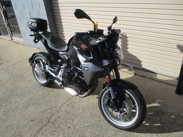 2021 BMW Motorrad F 900 R BLACK