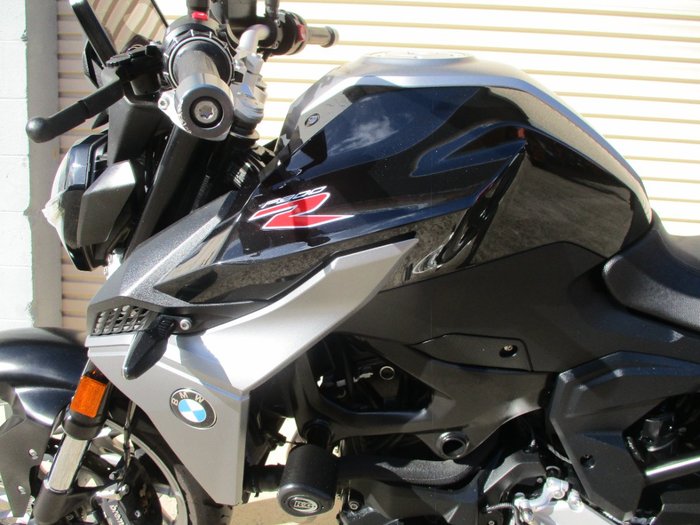 2021 BMW Motorrad F 900 R BLACK