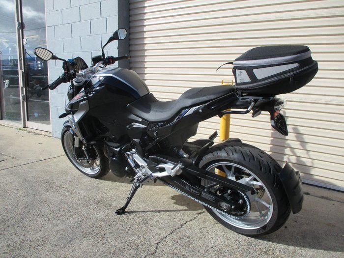 2021 BMW Motorrad F 900 R BLACK