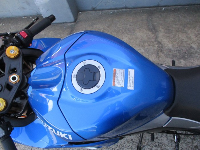 2023 Suzuki GSX-R1000R BLUE