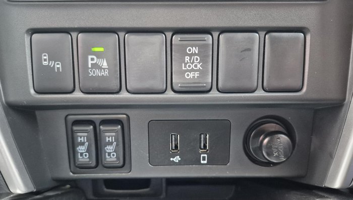 2022 Mitsubishi Triton GSR