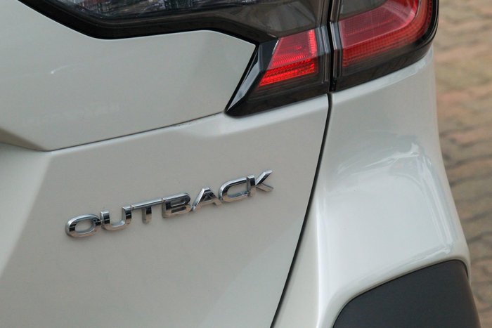 2025 Subaru Outback AWD Touring