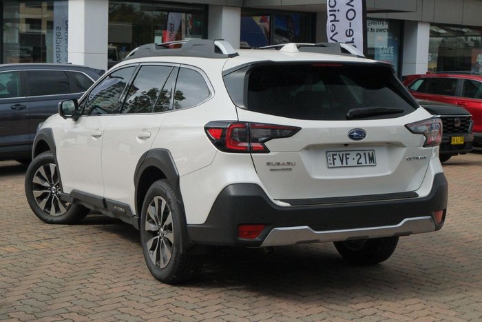 2025 Subaru Outback AWD Touring