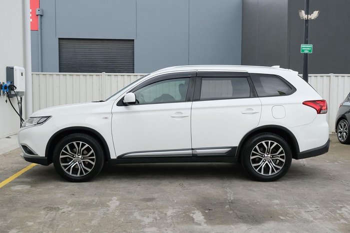 2017 Mitsubishi Outlander ES