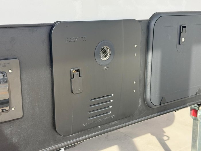 2026 Traveller Destination Track 15 Ensuite My26