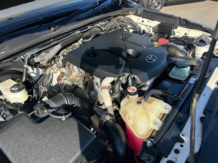 2022 Toyota Hilux SR