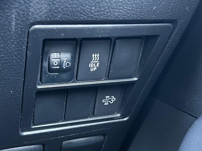 2022 Toyota Hilux SR