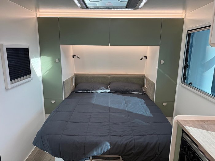 2026 Traveller Destination Track 20 Bunks My26