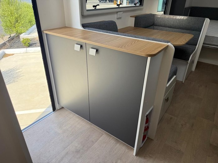 2024 New Age Caravans Manta Ray Mr19er