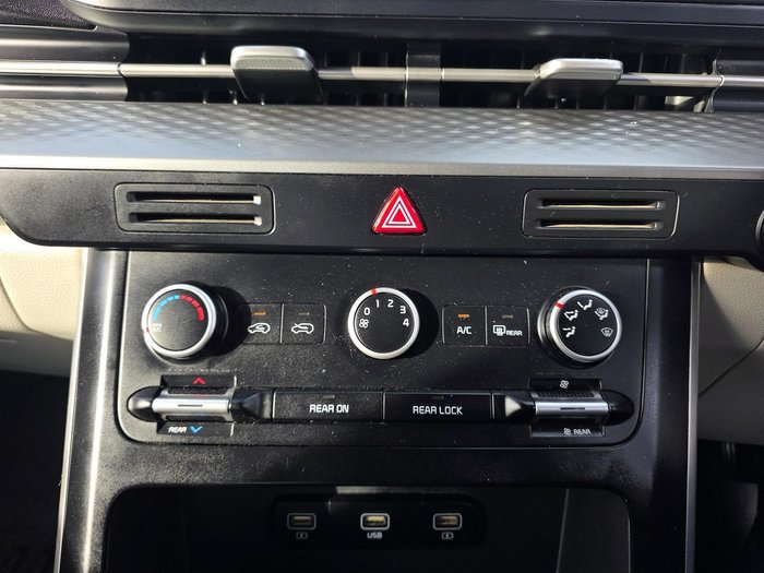 2021 Kia Carnival S
