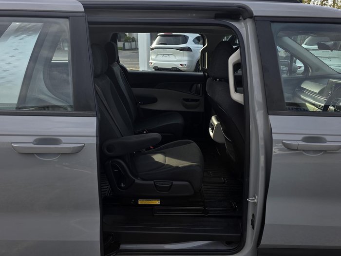 2021 Kia Carnival S