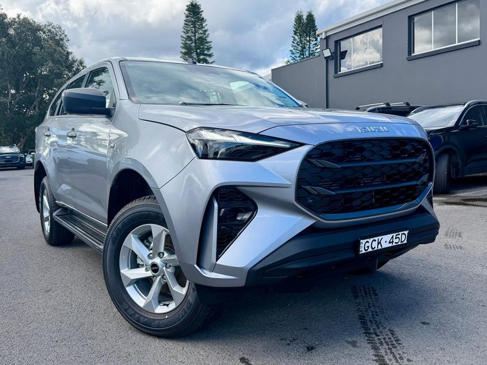2026 Isuzu MU-X