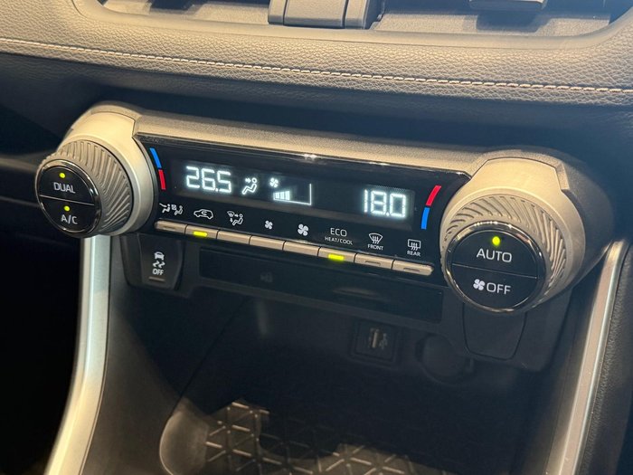 2024 Toyota RAV4 GX