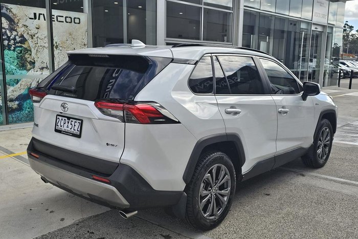 2025 Toyota RAV4 GXL