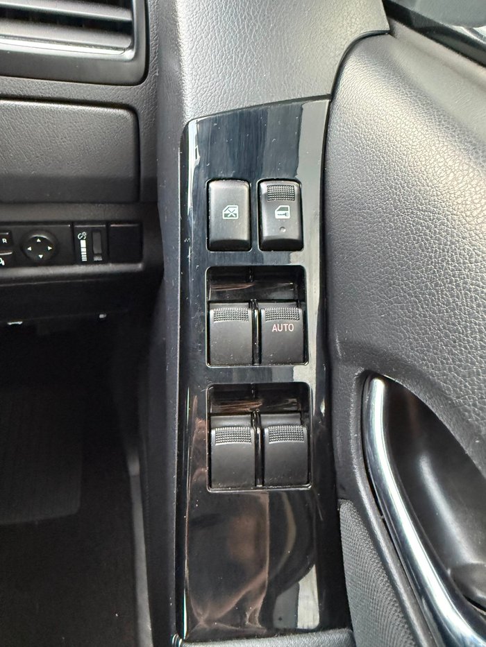 2021 Isuzu MU-X LS-U