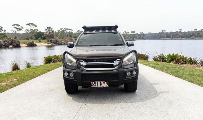 2021 Isuzu MU-X LS-U
