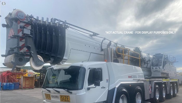 2017 Grove GMK6300L White