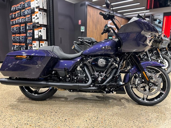 Harley-Davidson Road Glide 117 (FLTRX) Touring