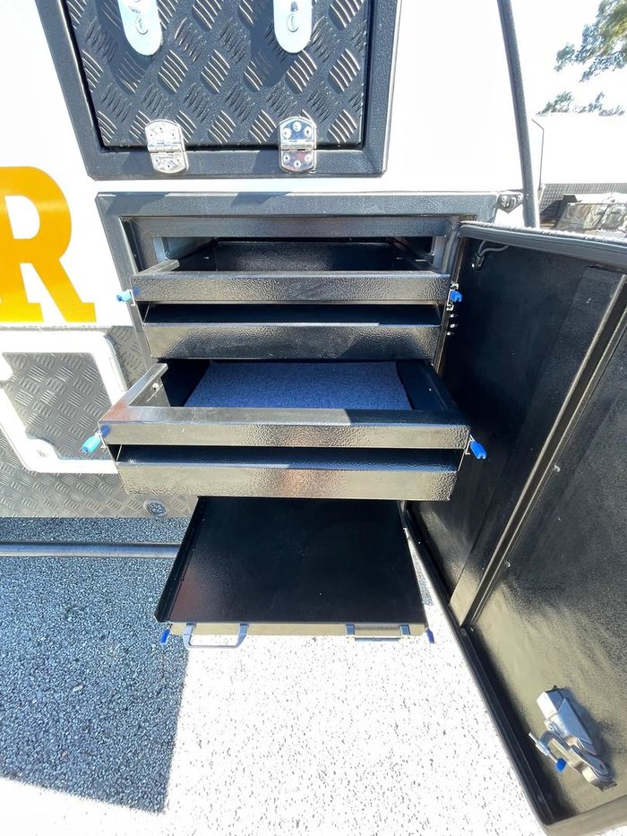 2017 Eagle Caravans Warrior 12'