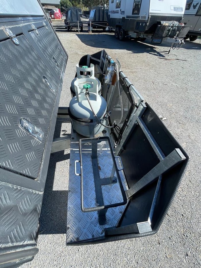 2017 Eagle Caravans Warrior 12'