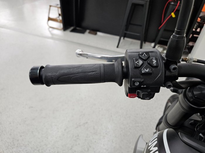 2023 Triumph TRIDENT 660 Black