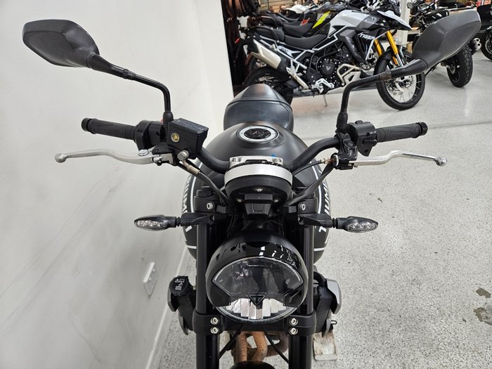 2023 Triumph TRIDENT 660 Black