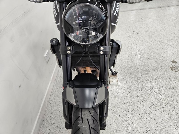 2023 Triumph TRIDENT 660 Black