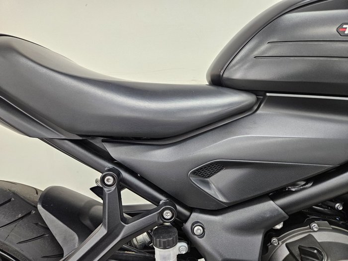 2023 Triumph TRIDENT 660 Black