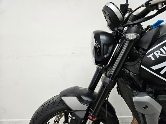 2023 Triumph TRIDENT 660 Black