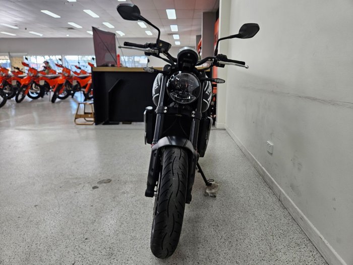 2023 Triumph TRIDENT 660 Black