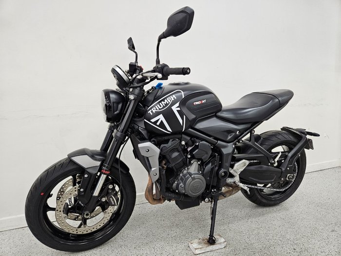 2023 Triumph TRIDENT 660 Black