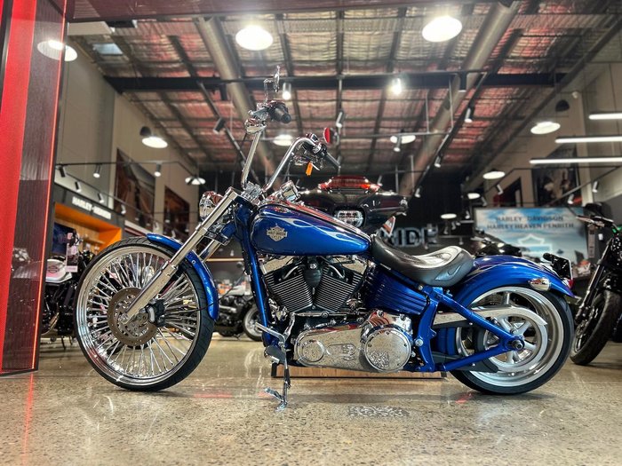 2009 Harley-Davidson Rocker C 96 (FXCWC) Softail Blue