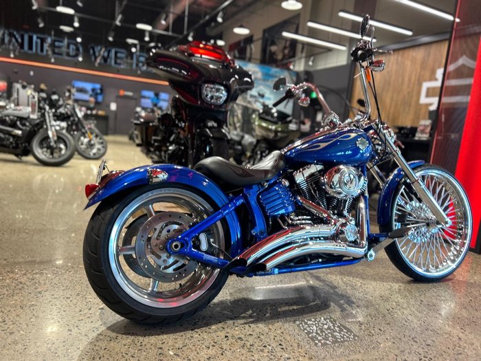 2009 Harley-Davidson Rocker C 96 (FXCWC) Softail Blue