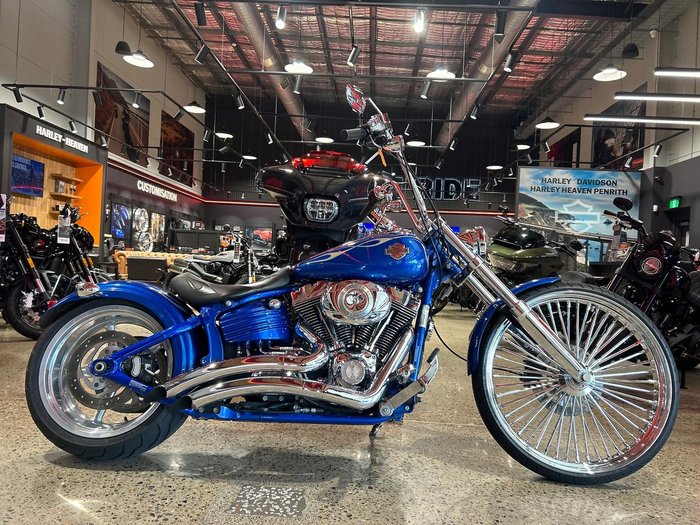2009 Harley-Davidson Rocker C 96 (FXCWC) Softail Blue