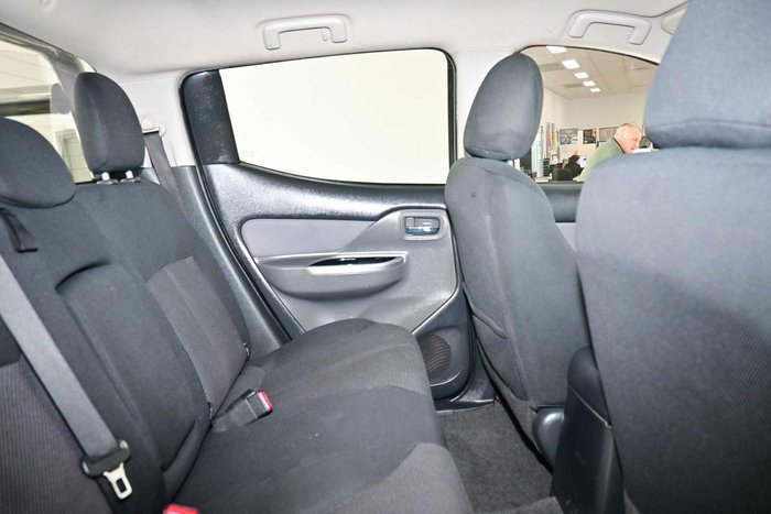 2015 Mitsubishi Triton GLS
