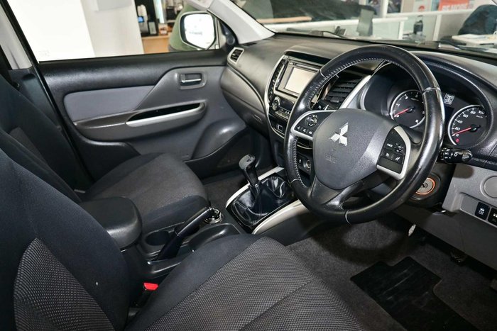 2015 Mitsubishi Triton GLS