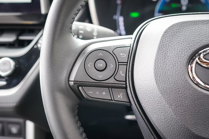 2025 Toyota Corolla Cross Hybrid GXL