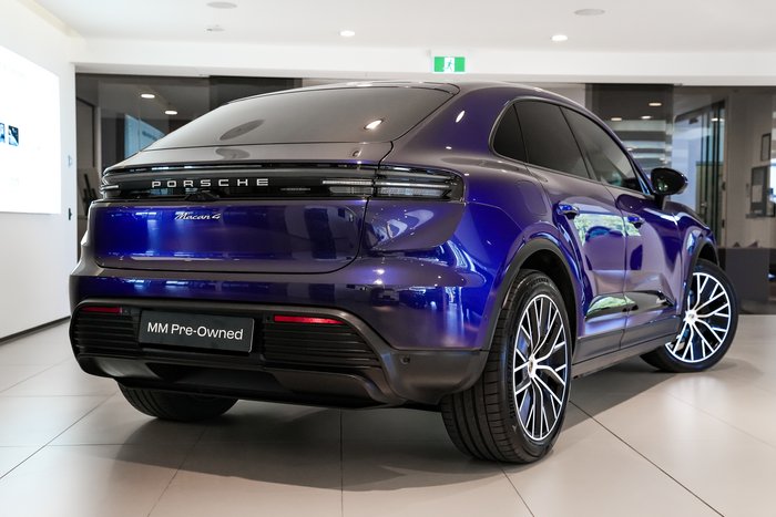 2025 Porsche Macan 4